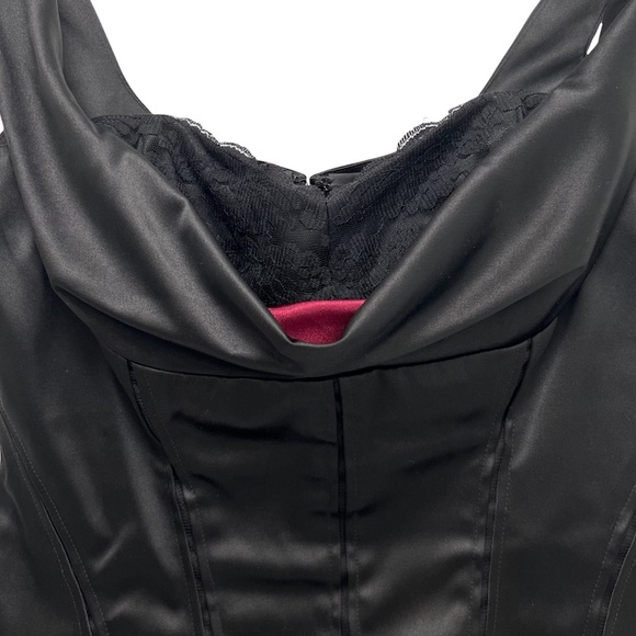 White House Black Market Bustier Corset Blouse Black Satin Size 10 - Picture 7 of 11